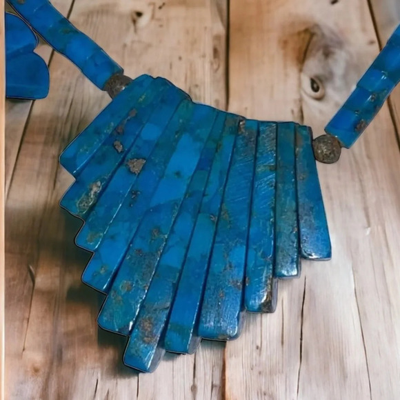 Vintage Blue Necklace Set - Picture 5 of 5